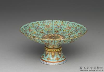 图片[2]-Dou stem bowl with floral decoration in fencai polychrome enamels, Qing dynasty, Qianlong reign (1736-1795)-China Archive